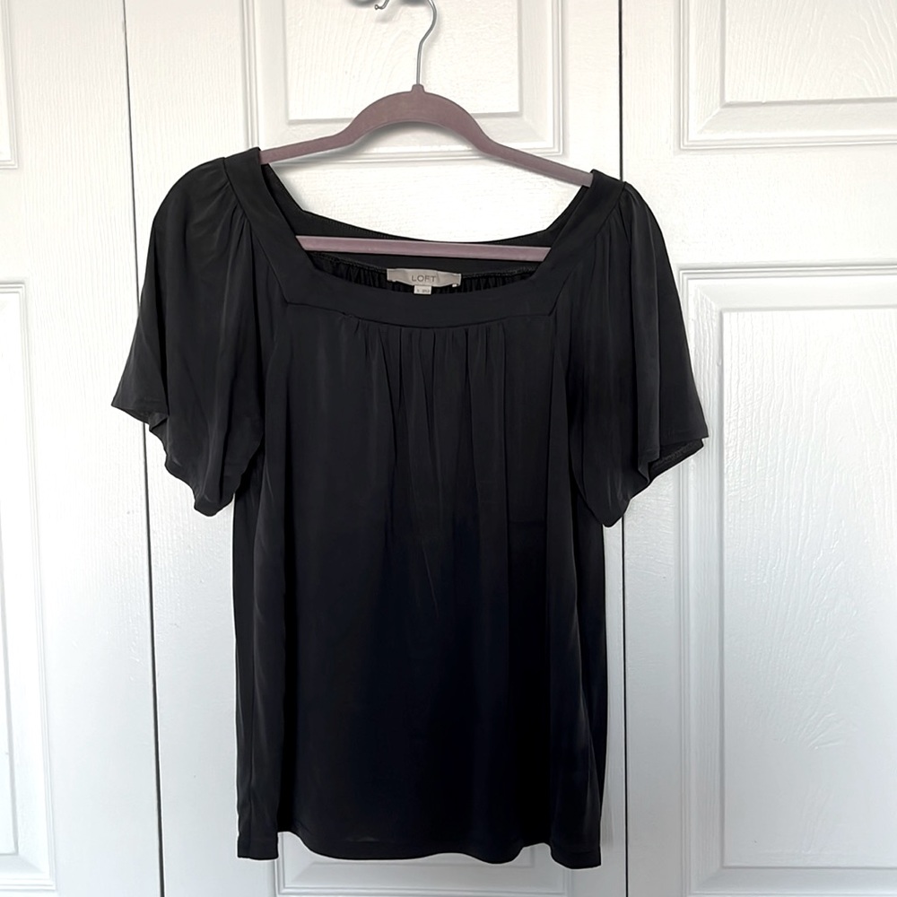 LOFT Flutter Sleeve Blouse
